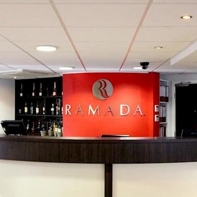 Hotel Ramada London Stansted Airport 4*